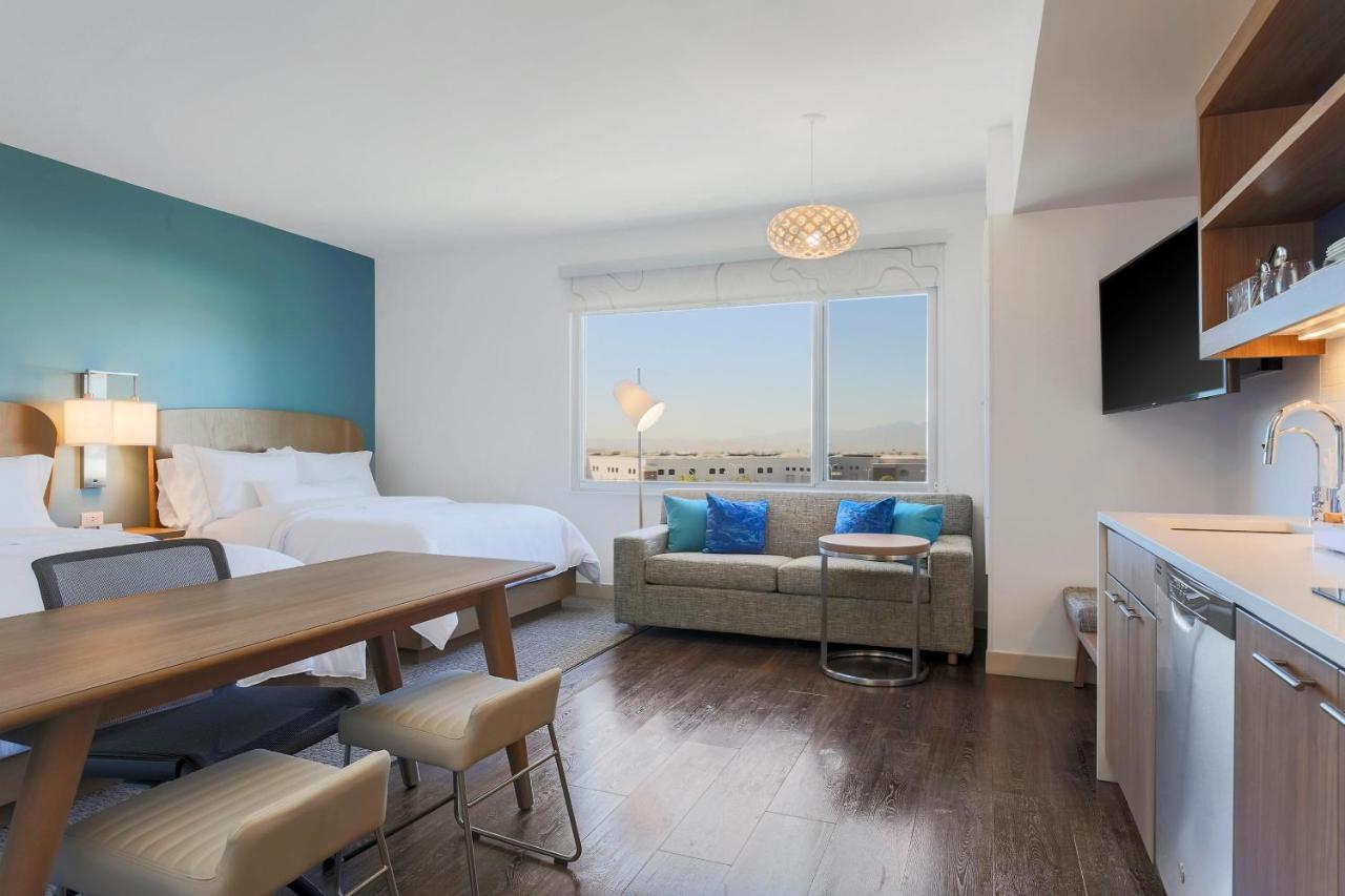Готель Element Ontario Rancho Cucamonga Екстер'єр фото