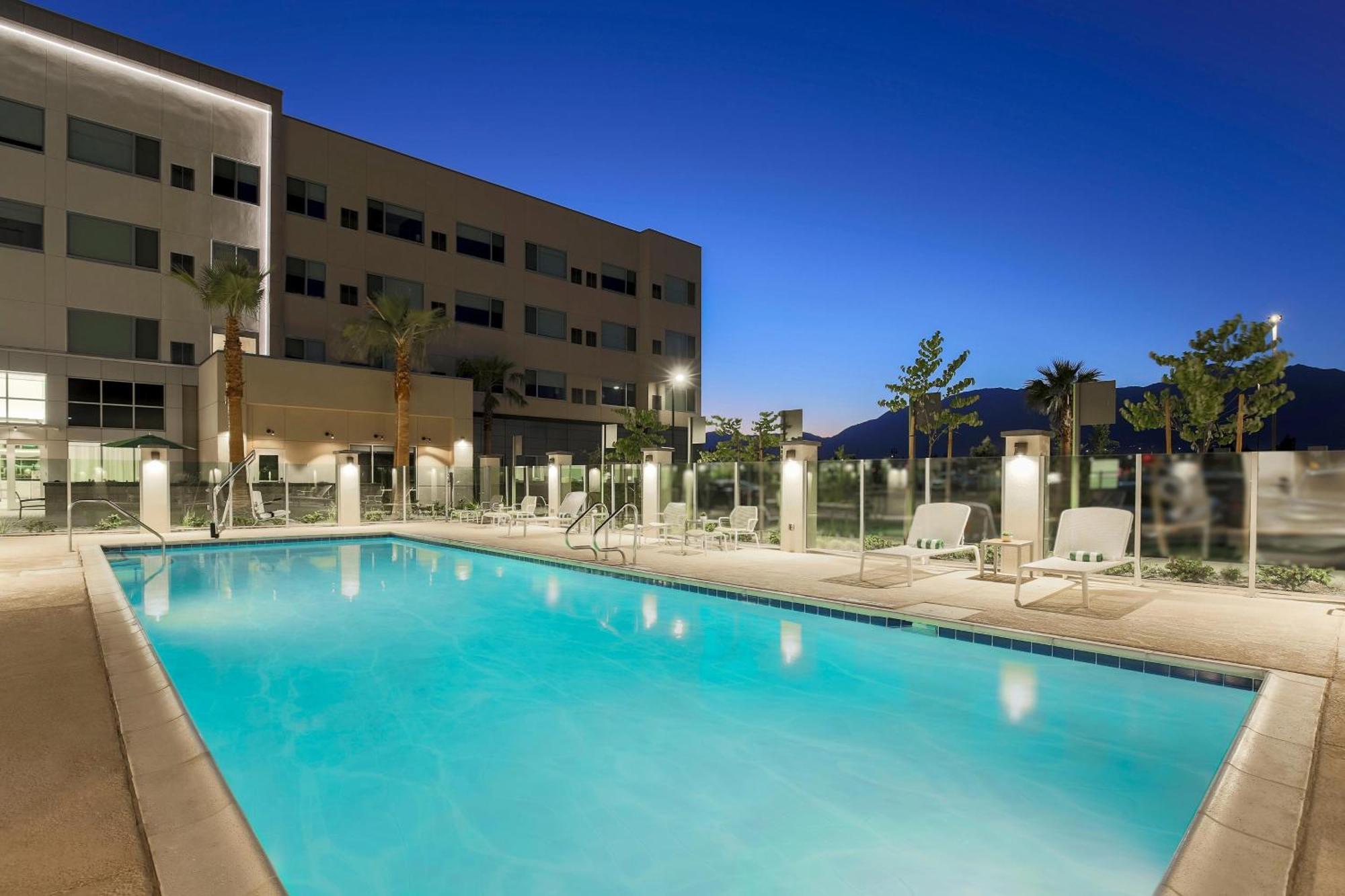 Готель Element Ontario Rancho Cucamonga Екстер'єр фото